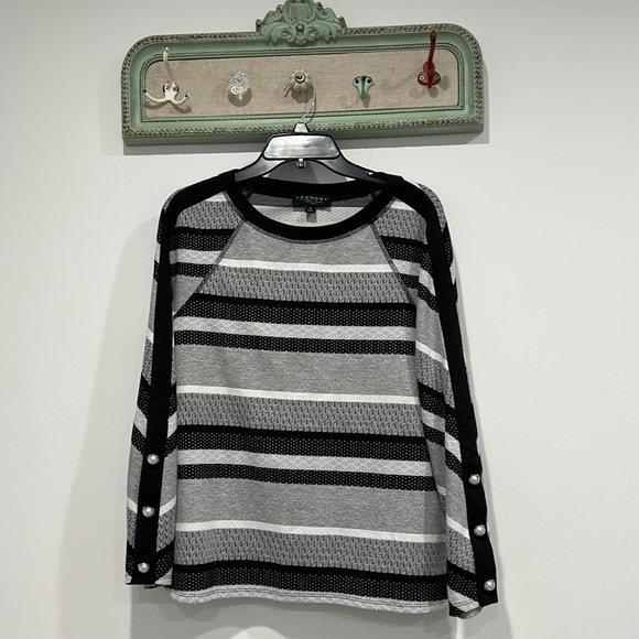 Laundry Shelley Segal striped pearl button pull over sweater black gray - Picture 1 of 8